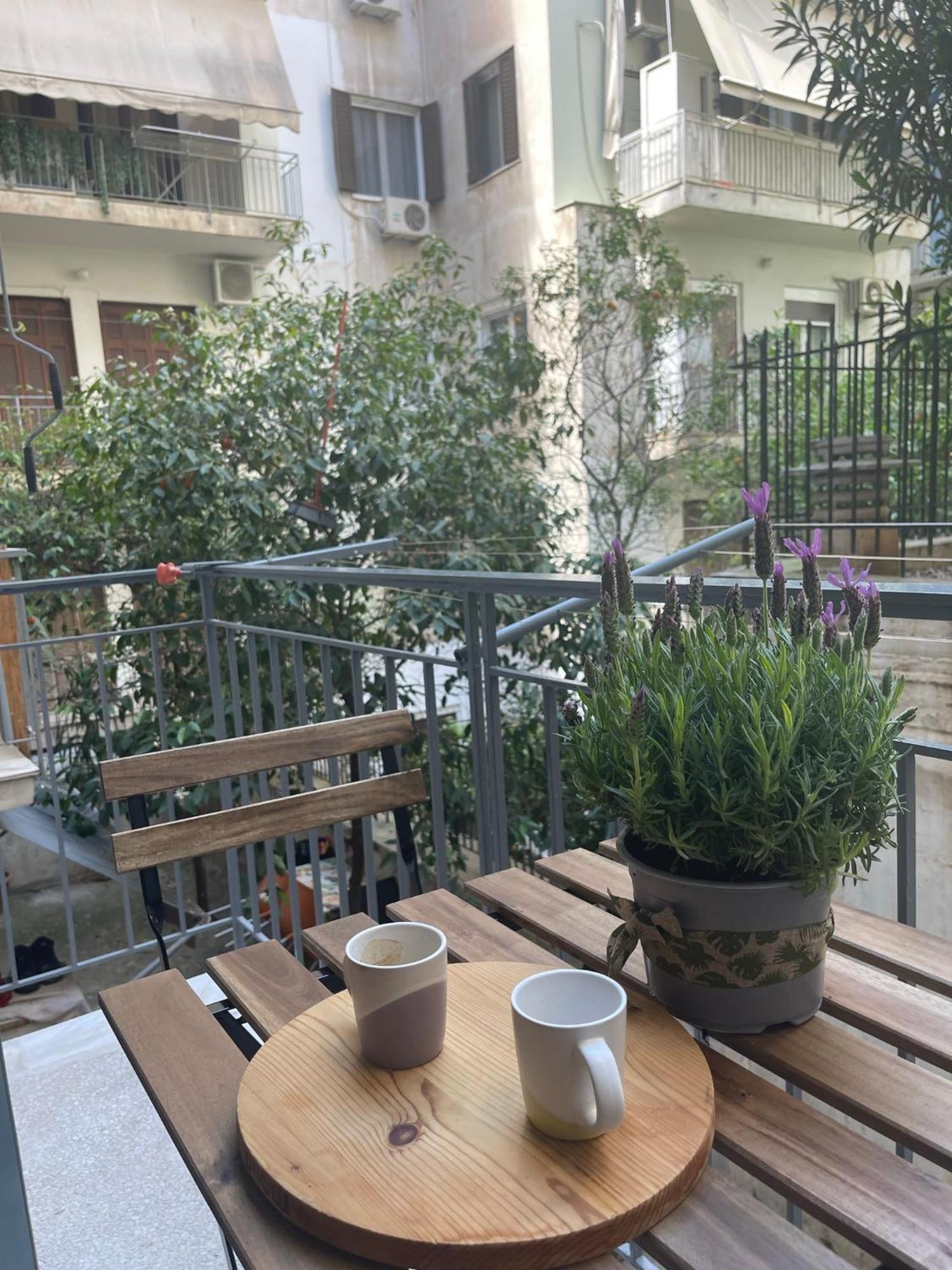 אתונה Antinoros Inn, Stylish Apartment,3' To Metro מראה חיצוני תמונה